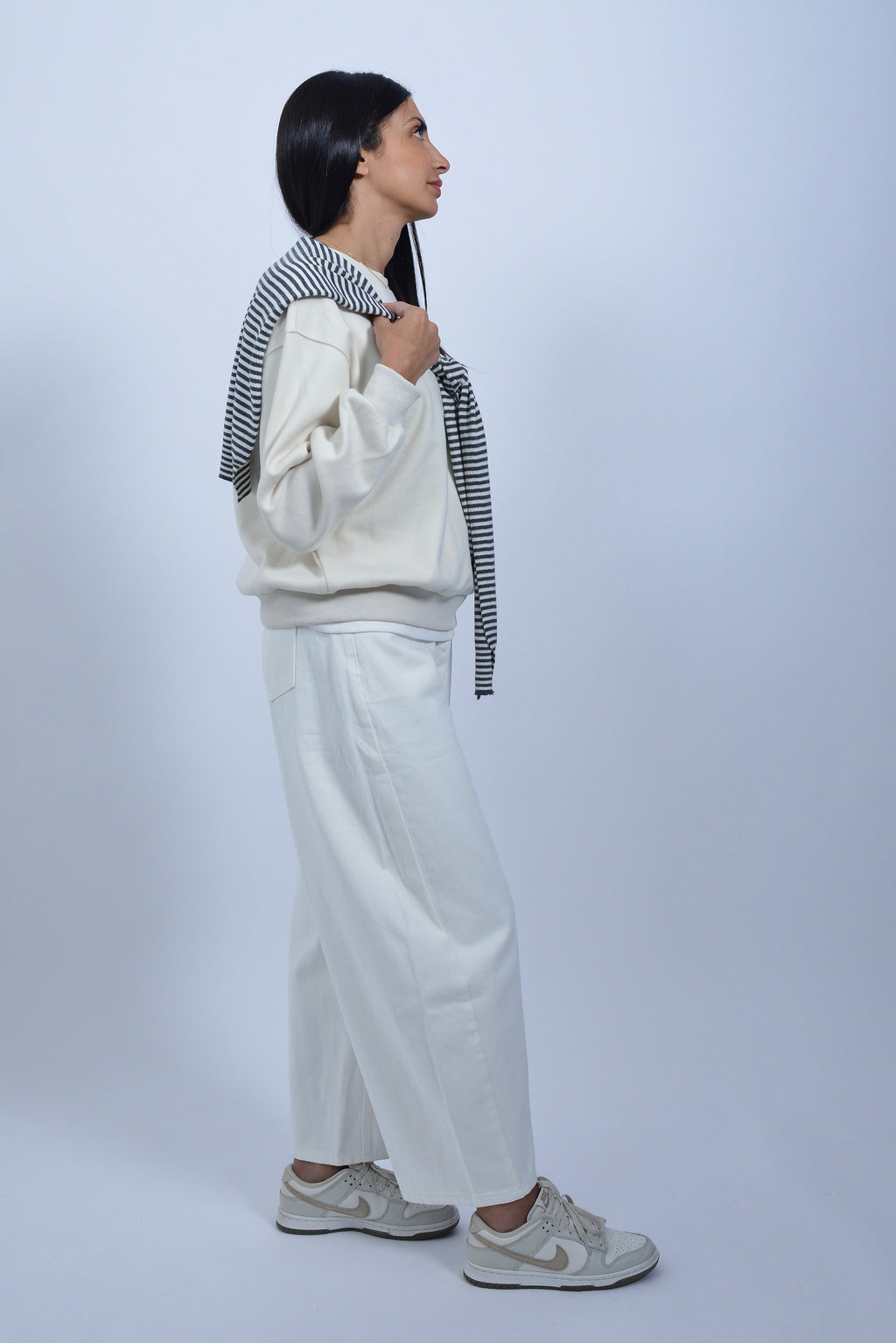 Sweat-shirt "Soft Cream" & Écharpe Rayée