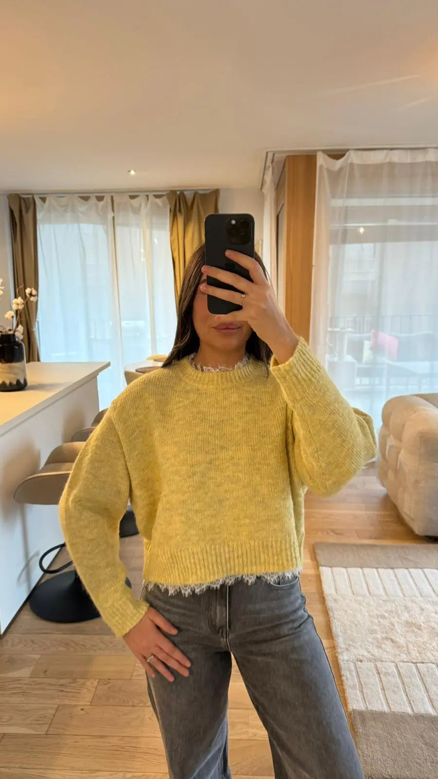 Pull Court Jaune Doux ALMA